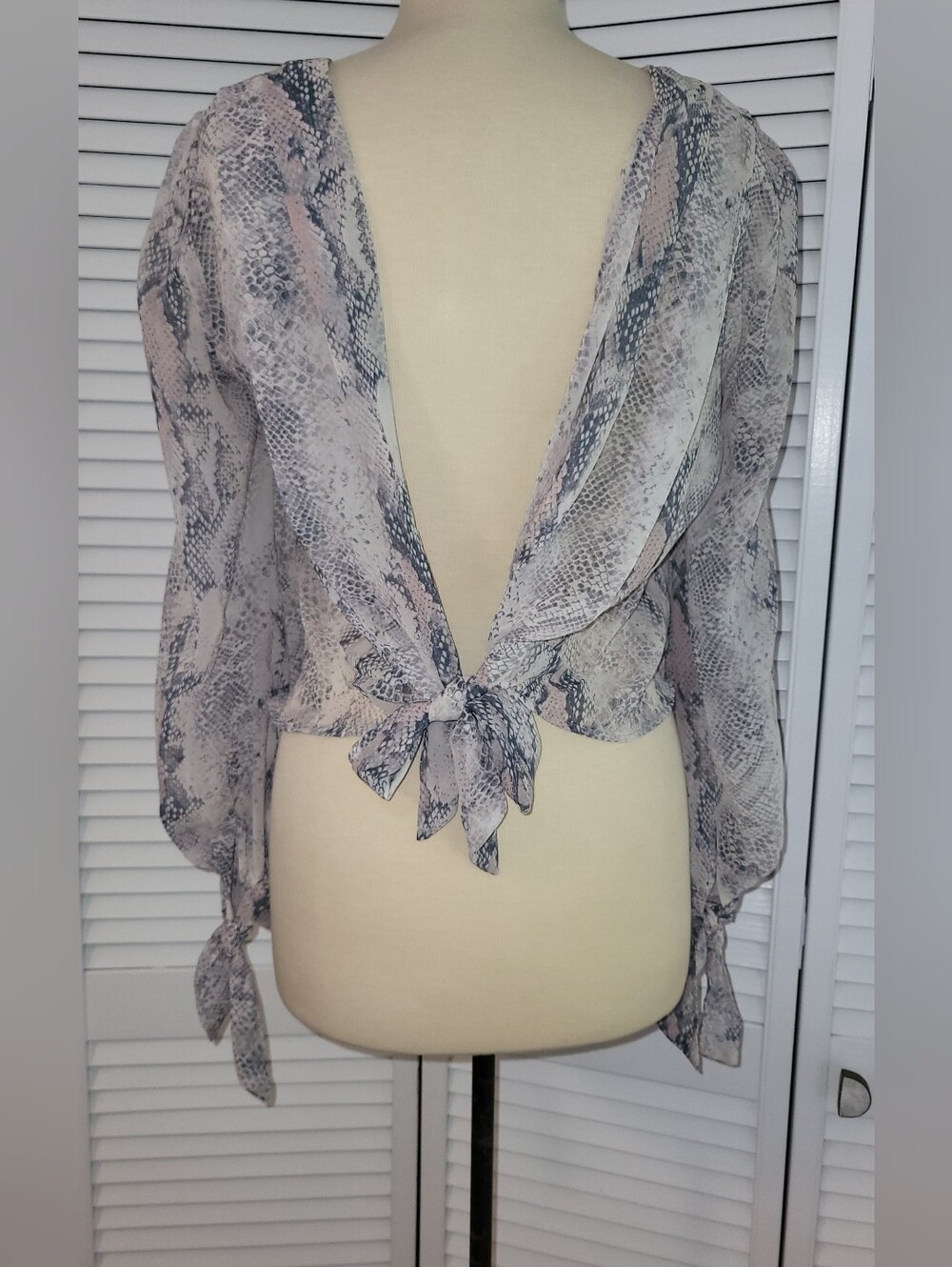 Super Flirty Backless Top In Snakeskin Pattern